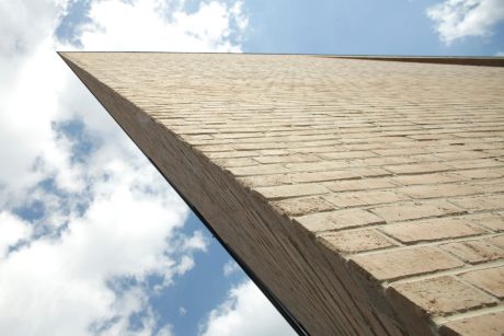 close-up on corner; sky; high; product: Terca HKS grey-brown (custom build)